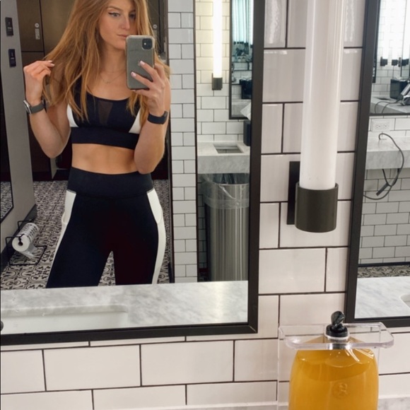 MICHI black & white sports bra -size small - Picture 1 of 4